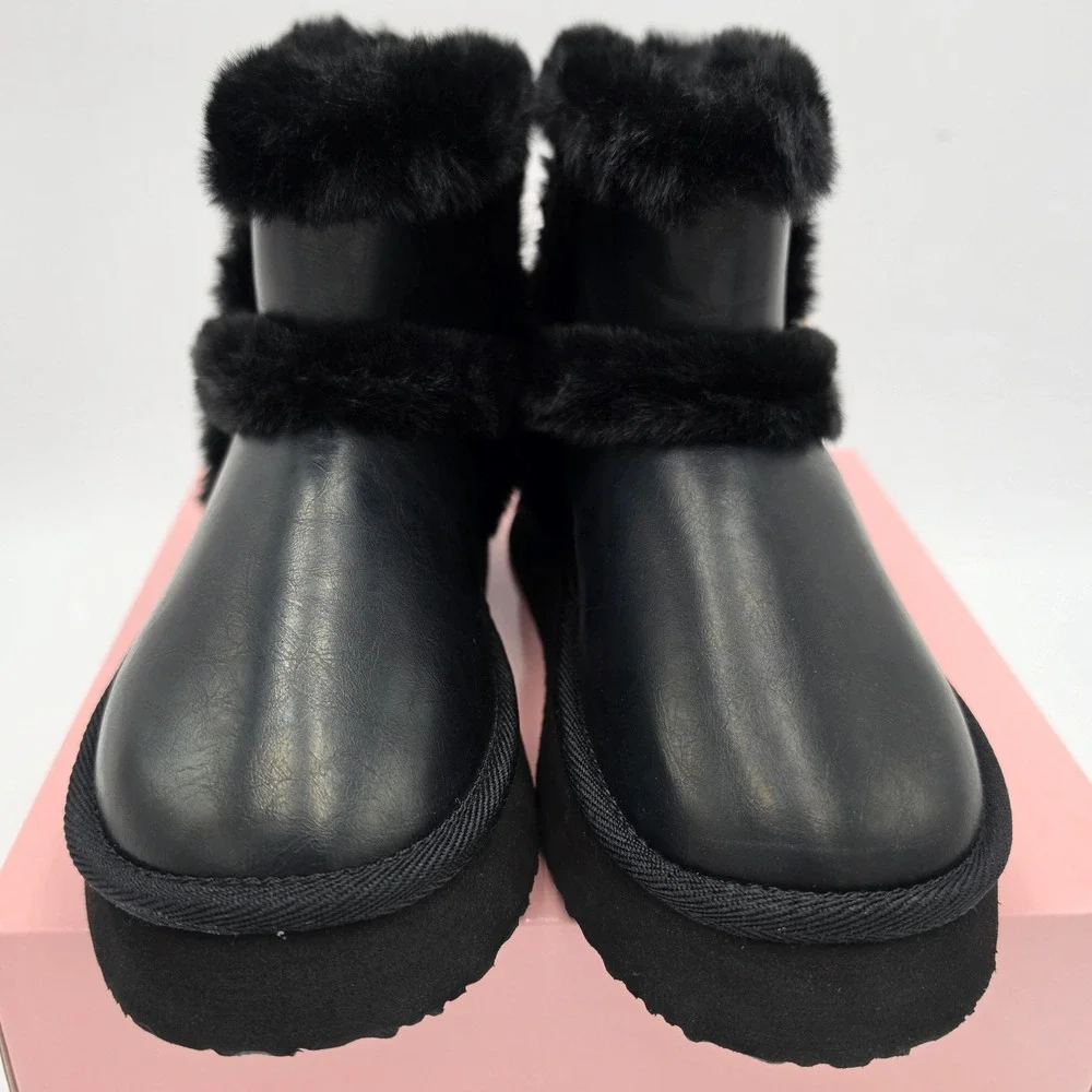 Juicy Couture Ocarina Black Faux Leather Faux Fur Platform Ankle Boots 7 NEW